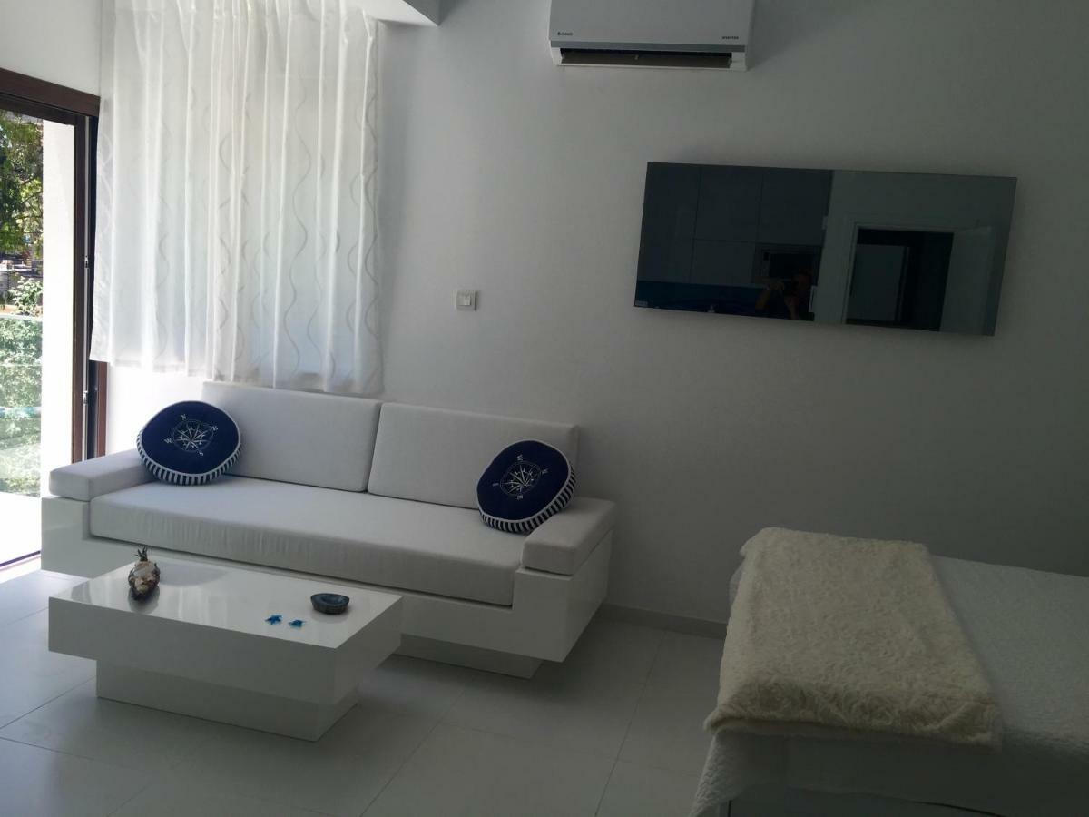 Modern Seaview Beach Studio Limassol Exterior foto