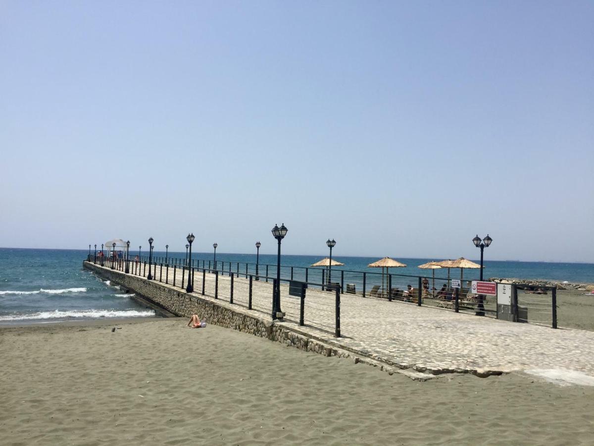 Modern Seaview Beach Studio Limassol Exterior foto